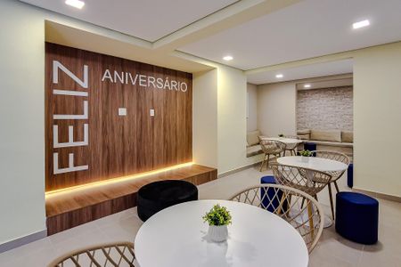 Apartamento para alugar com 38m², 2 quartos e sem vagaÁrea comum - Salão de festas