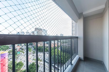 Varanda de kitnet/studio à venda com 1 quarto, 30m² em Vila Cordeiro, São Paulo