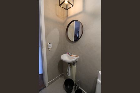 Banheiro de apartamento para alugar com 2 quartos, 39m² em Vila Butantã, São Paulo