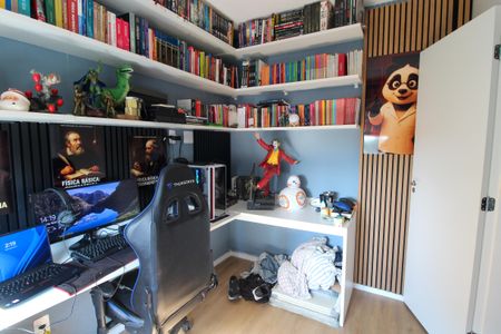 Quarto 2 de apartamento para alugar com 2 quartos, 39m² em Vila Butantã, São Paulo