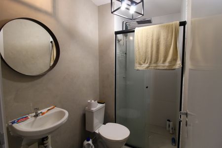 Banheiro de apartamento para alugar com 2 quartos, 39m² em Vila Butantã, São Paulo