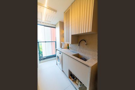 Apartamento à venda com 77m², 2 quartos e 1 vagaCozinha e Área de Serviço