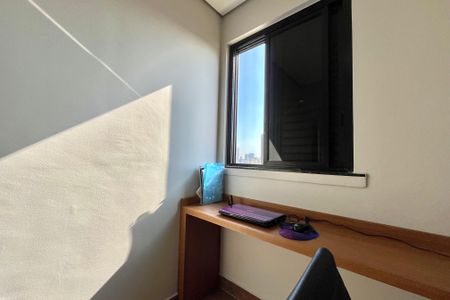 Apartamento à venda com 180m², 3 quartos e 3 vagasEscritório