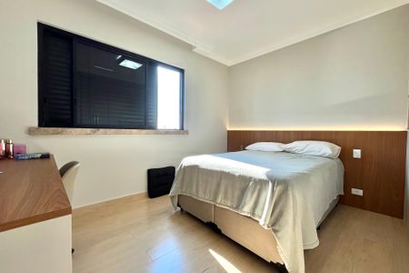 Apartamento à venda com 180m², 3 quartos e 3 vagasQuarto 3
