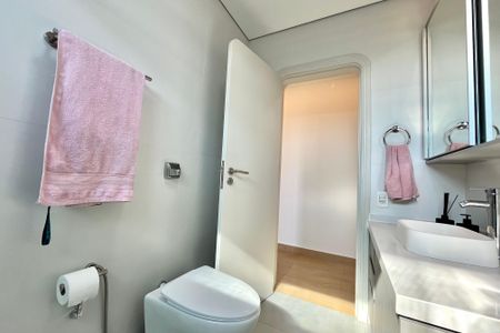 Apartamento à venda com 180m², 3 quartos e 3 vagasBanheiro Corredor