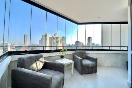 Varanda de apartamento à venda com 3 quartos, 180m² em Vila Alexandria, São Paulo