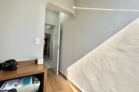 Apartamento à venda com 180m², 3 quartos e 3 vagasEscritório