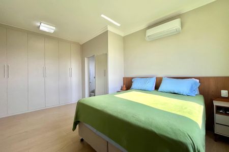 Apartamento à venda com 180m², 3 quartos e 3 vagasSuite