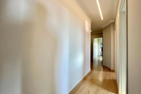 Apartamento à venda com 180m², 3 quartos e 3 vagasCorredor