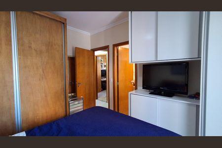 Apartamento à venda com 130m², 3 quartos e 2 vagasSuíte 