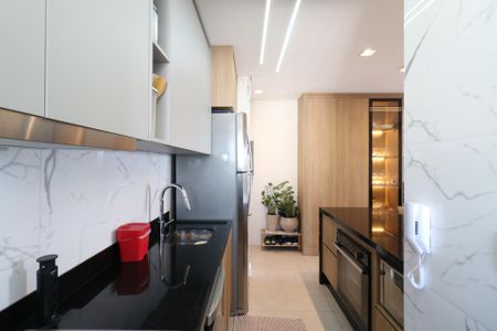 Apartamento à venda com 69m², 3 quartos e 2 vagas Apartamento à venda com 69m², 3 quartos e 2 vagasCozinha
