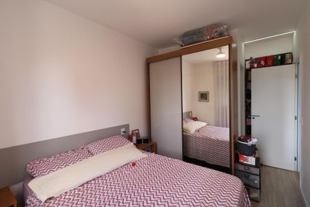 Apartamento à venda com 69m², 3 quartos e 2 vagas Apartamento à venda com 69m², 3 quartos e 2 vagasSuíte