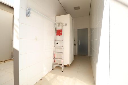 Casa de condomínio para alugar com 220m², 3 quartos e 3 vagasÁrea de Serviço