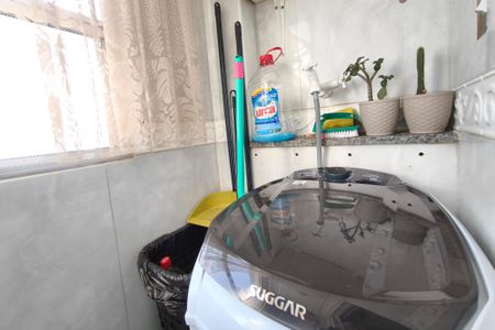 Apartamento à venda com 66m², 3 quartos e 1 vagaÁrea de Serviço