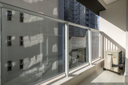 Studio - Varanda de kitnet/studio para alugar com 1 quarto, 25m² em Pinheiros, São Paulo