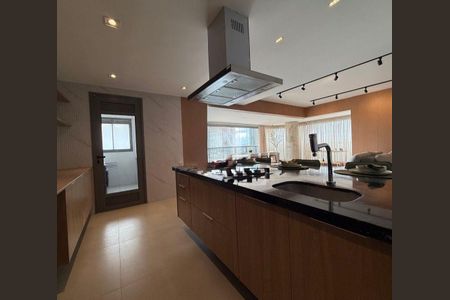 Apartamento à venda com 175m², 3 quartos e 3 vagasCozinha