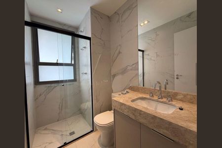 Apartamento à venda com 175m², 3 quartos e 3 vagasBanheiro 