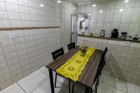 Casa para alugar com 90m², 3 quartos e 1 vagaCopa