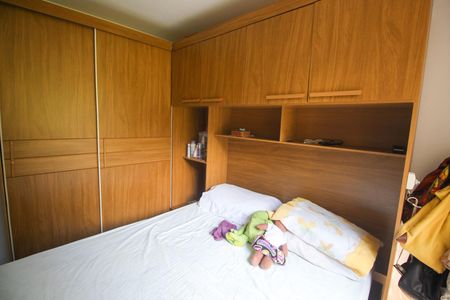 Quarto 1 de apartamento para alugar com 2 quartos, 47m² em Parque Munhoz, São Paulo