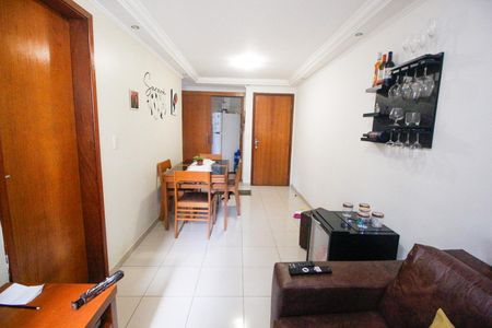 Apartamento para alugar com 47m², 2 quartos e 1 vagaSala