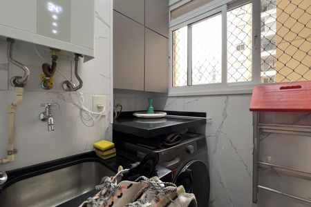 Apartamento à venda com 79m², 2 quartos e 1 vaga Apartamento à venda com 79m², 2 quartos e 1 vagaCozinha e Área de Serviço