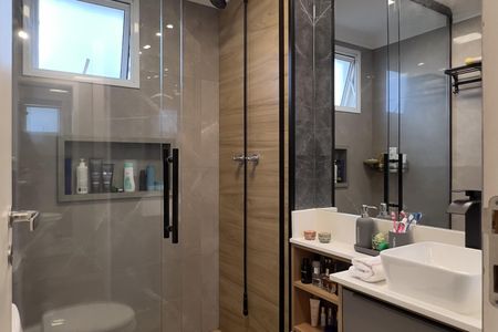Apartamento à venda com 79m², 2 quartos e 1 vaga Apartamento à venda com 79m², 2 quartos e 1 vagaBanheiro da Suíte 1