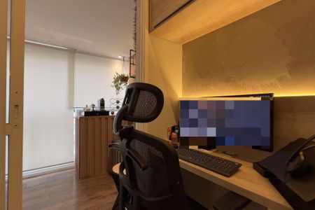 Apartamento à venda com 79m², 2 quartos e 1 vaga Apartamento à venda com 79m², 2 quartos e 1 vagaEscritório