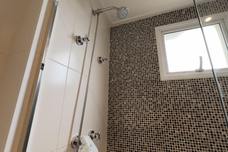 Apartamento à venda com 79m², 2 quartos e 1 vaga Apartamento à venda com 79m², 2 quartos e 1 vagaBanheiro