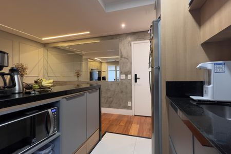 Apartamento à venda com 79m², 2 quartos e 1 vaga Apartamento à venda com 79m², 2 quartos e 1 vagaCozinha e Área de Serviço