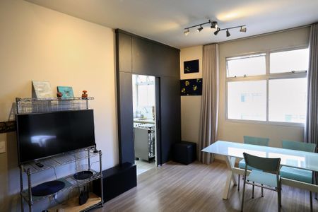 Sala de apartamento para alugar com 1 quarto, 73m² em Centro, Belo Horizonte