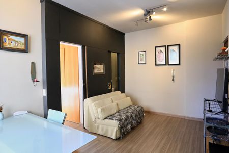 Sala de apartamento para alugar com 1 quarto, 73m² em Centro, Belo Horizonte
