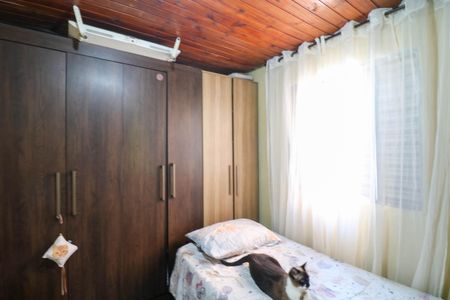 Casa à venda com 125m², 8 quartos e sem vaga Casa à venda com 125m², 8 quartos e sem vagaQuarto