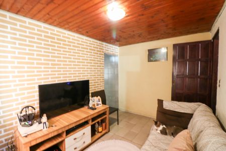 Casa à venda com 125m², 8 quartos e sem vaga Casa à venda com 125m², 8 quartos e sem vagaSala
