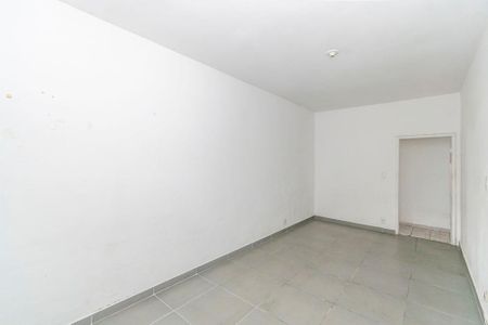 Apartamento para alugar com 74m², 2 quartos e sem vagaSala