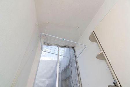 Apartamento para alugar com 74m², 2 quartos e sem vagaÁrea de Serviço