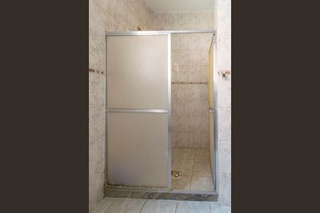 Apartamento para alugar com 74m², 2 quartos e sem vagaBanheiro