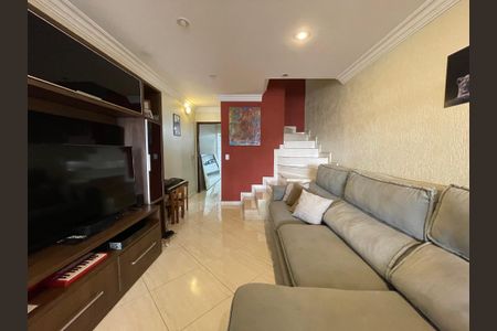 Casa de condomínio à venda com 150m², 4 quartos e 2 vagasSala