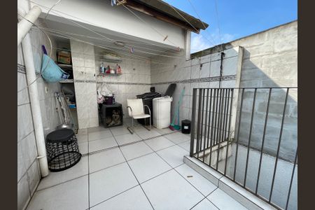 Casa de condomínio à venda com 150m², 4 quartos e 2 vagasÁrea de Serviço