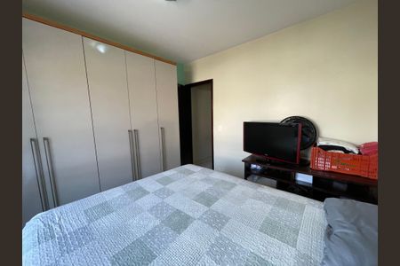 Casa de condomínio à venda com 150m², 4 quartos e 2 vagasQuarto 3