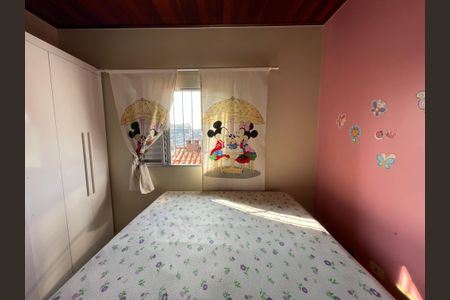 Casa de condomínio à venda com 150m², 4 quartos e 2 vagasQuarto 2