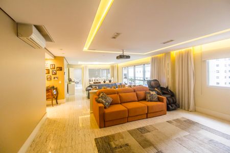 Sala  de casa de condomínio à venda com 3 quartos, 232m² em Alphaville Industrial, Barueri