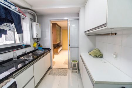 Casa de condomínio à venda com 232m², 3 quartos e 3 vagasÁrea de Serviço