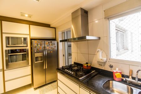 Casa de condomínio à venda com 232m², 3 quartos e 3 vagasCozinha