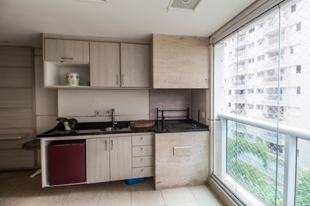 Casa de condomínio à venda com 232m², 3 quartos e 3 vagasVaranda gourmet