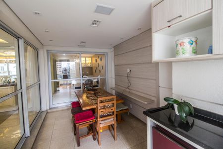 Varanda gourmet de casa de condomínio à venda com 3 quartos, 232m² em Alphaville Industrial, Barueri