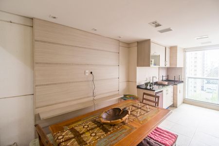 Casa de condomínio à venda com 232m², 3 quartos e 3 vagasVaranda gourmet