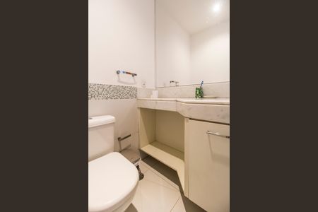 Casa de condomínio à venda com 232m², 3 quartos e 3 vagasBanheiro da Suíte