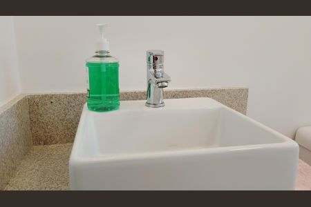 Apartamento para alugar com 46m², 2 quartos e 1 vagaBanheiro 