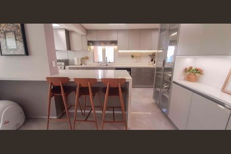 Apartamento à venda com 187m², 3 quartos e 3 vagasCozinha