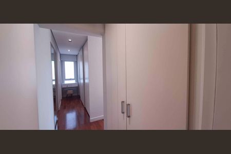 Apartamento à venda com 187m², 3 quartos e 3 vagasSuíte 1